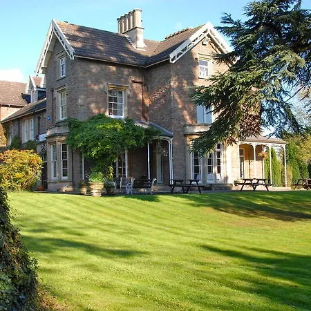 The Beeches 2* Bristol