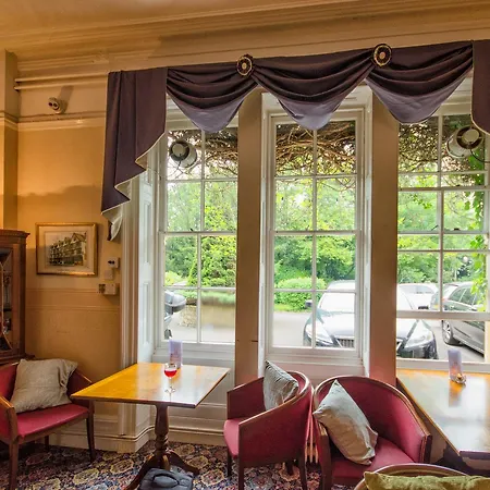 Hotel The Beeches